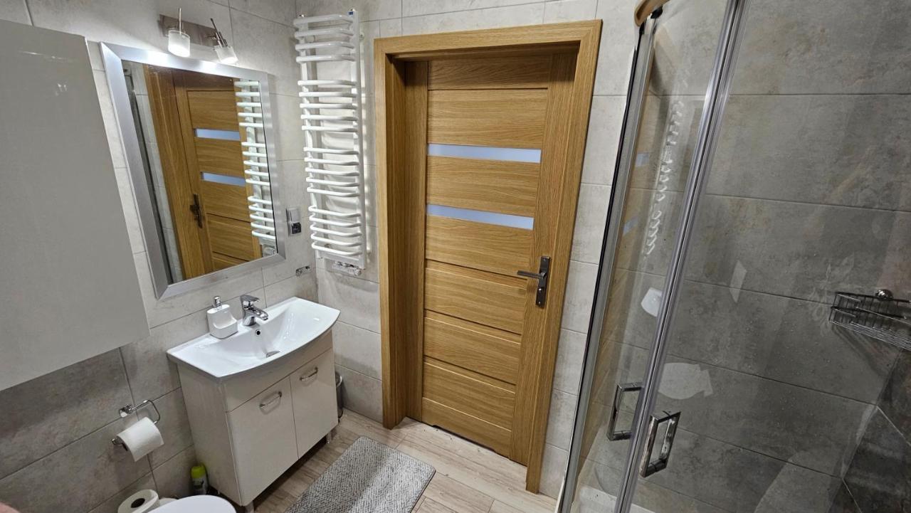 Sloneczny Apartament Warka Eksteriør billede