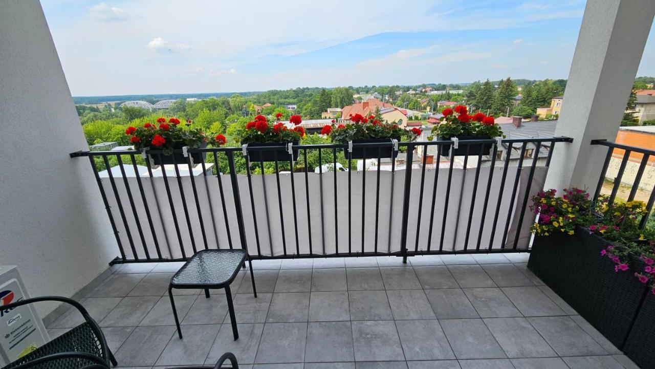 Sloneczny Apartament Warka Eksteriør billede